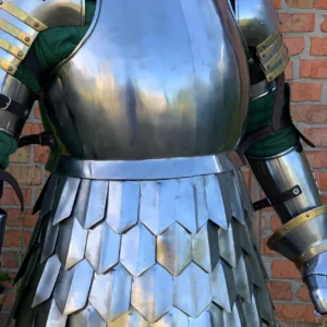 Cuiras with scale skirt